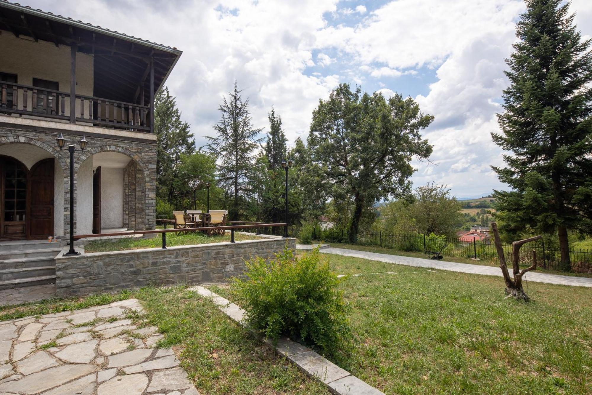 Zenios Dionysos - Traditional Villa Grevena Eksteriør billede